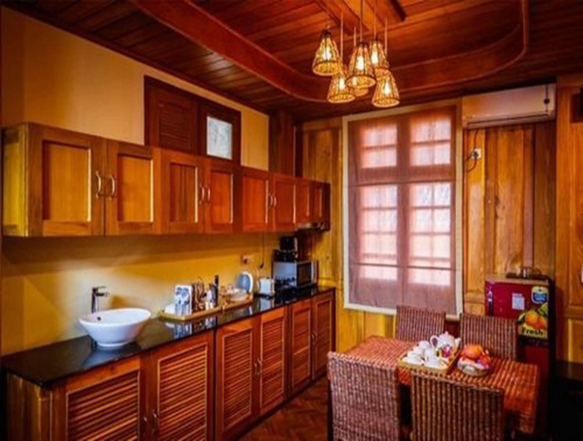 Pine Hill Resort Кало Екстер'єр фото